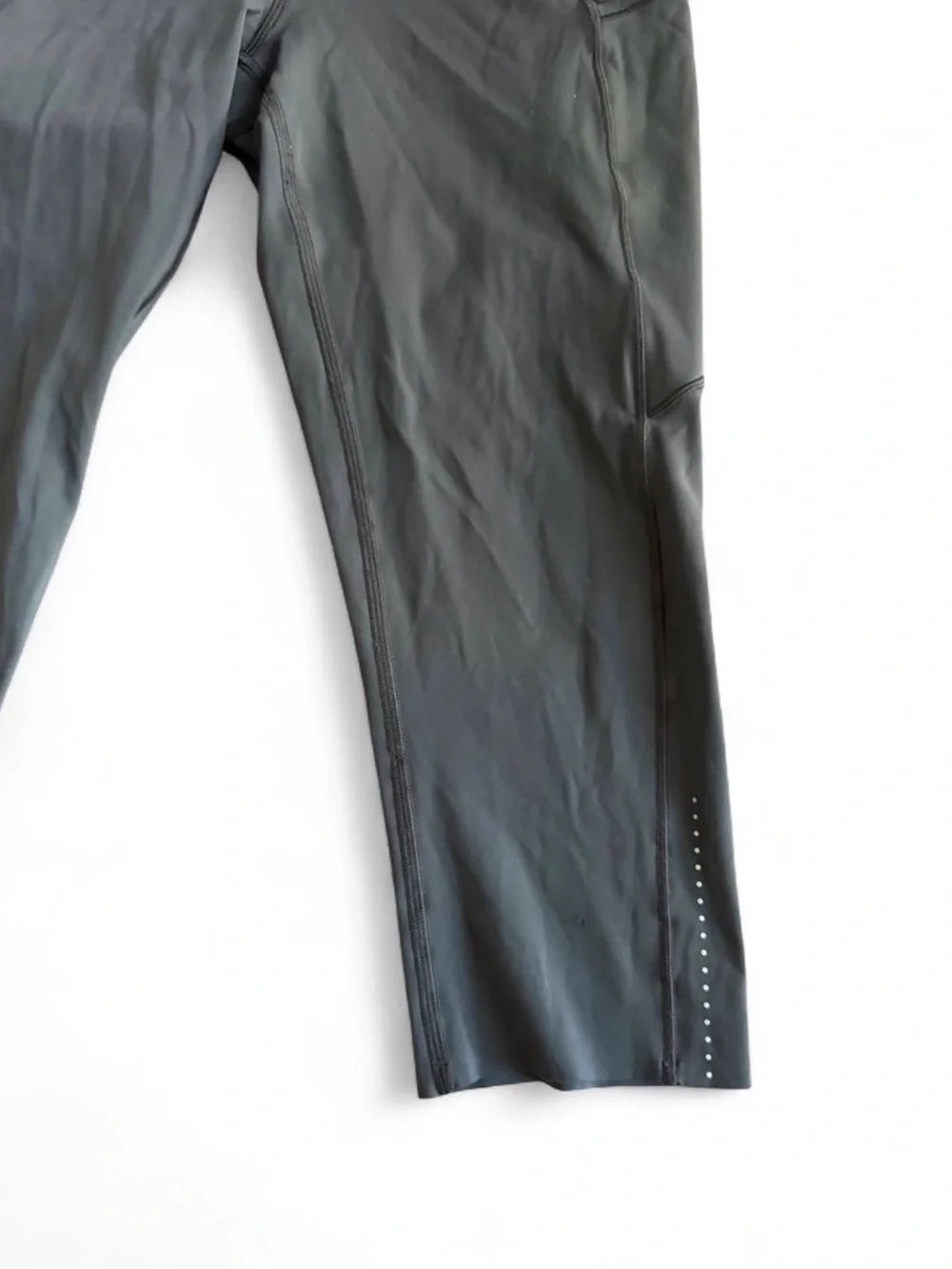 lululemon athletica sleek black